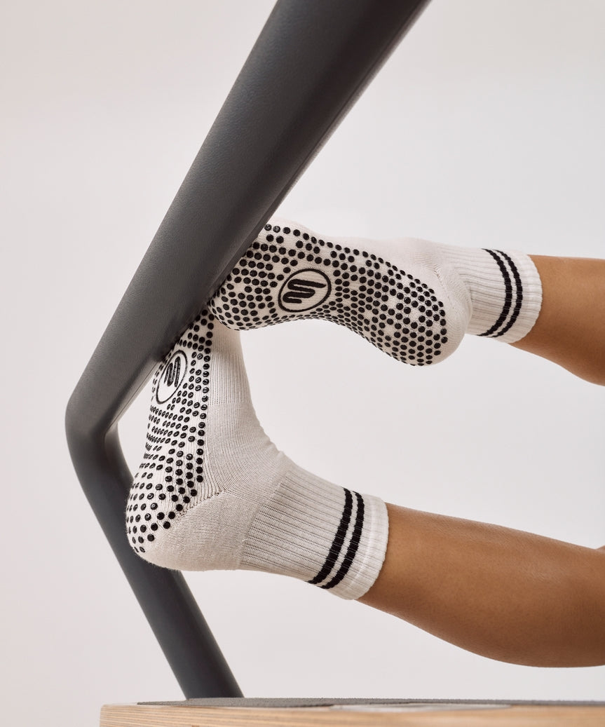 MoveActive Crew Non Slip Grip Socks