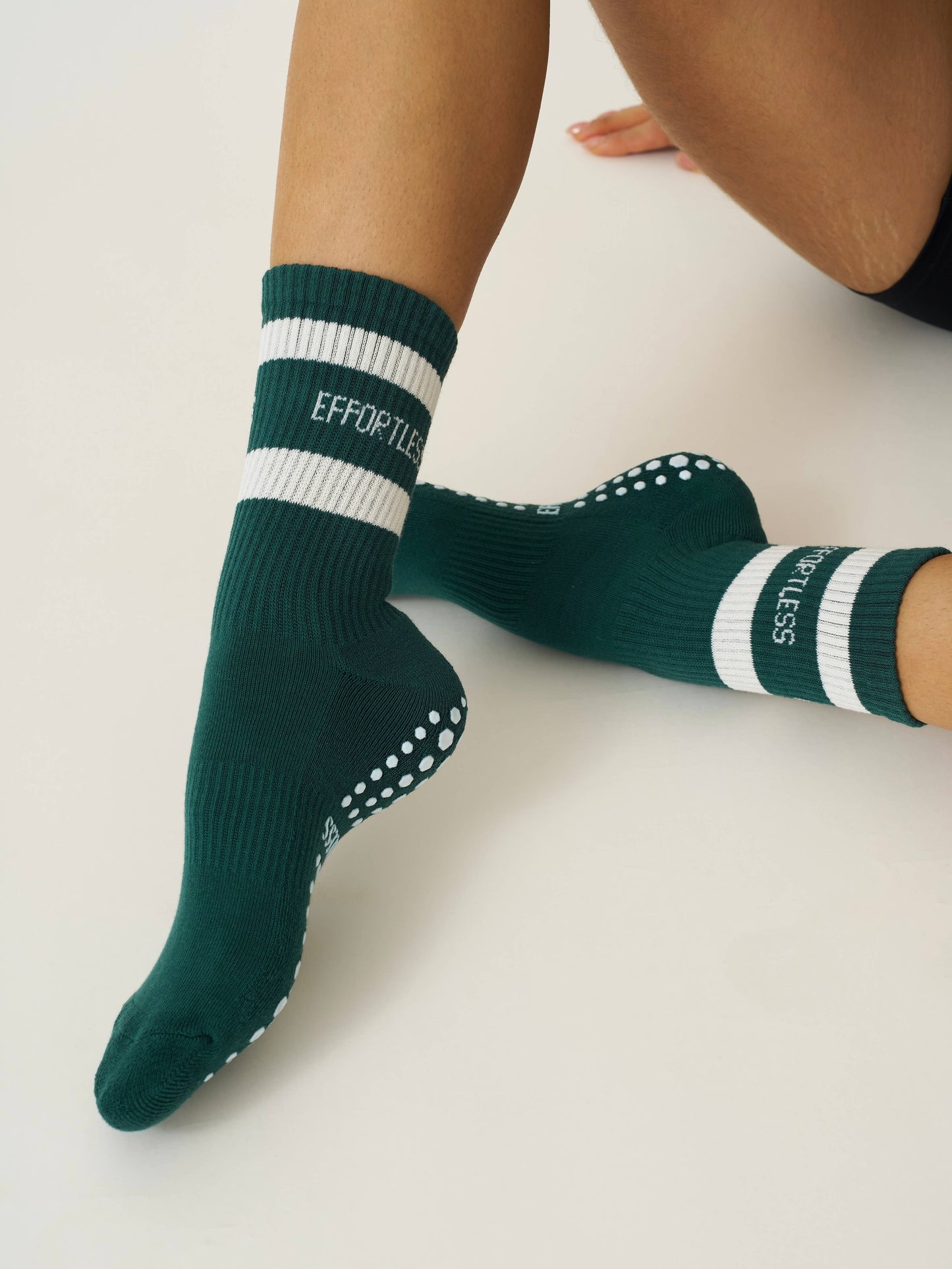 😌 Effortless Club Signature Grip Sock, Pilates Socks