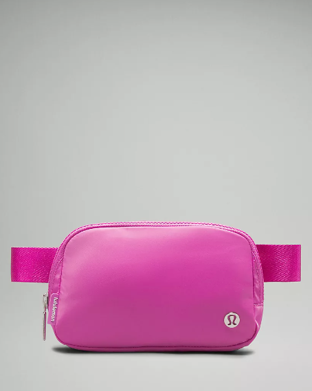 Everywhere Belt Bag (Pow Pink Tone)